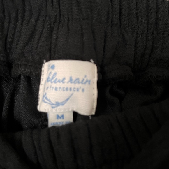 Francesca's black gauzy shorts - Picture 3 of 3